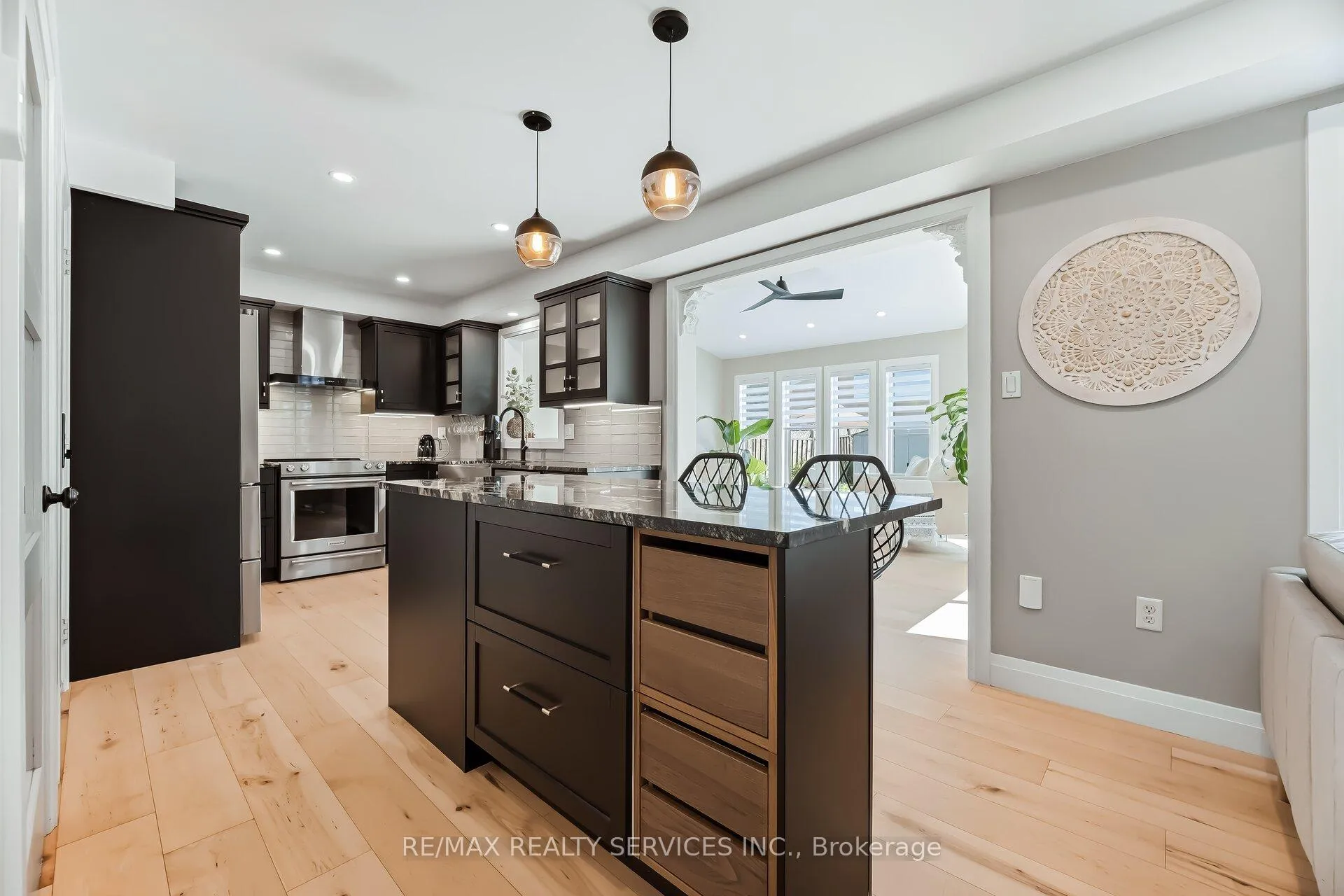 Photo 16 of 25 Gaydon Way, Brantford, Empire — HOMEH