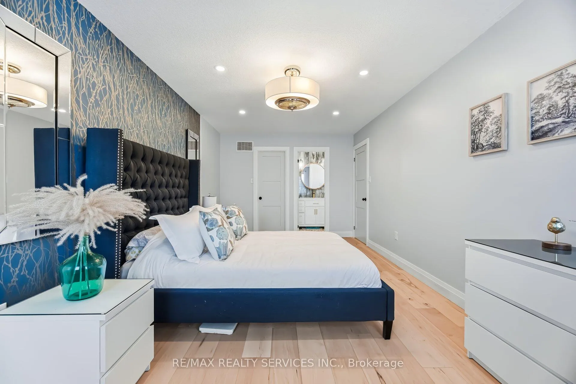 Photo 25 of 25 Gaydon Way, Brantford, Empire — HOMEH