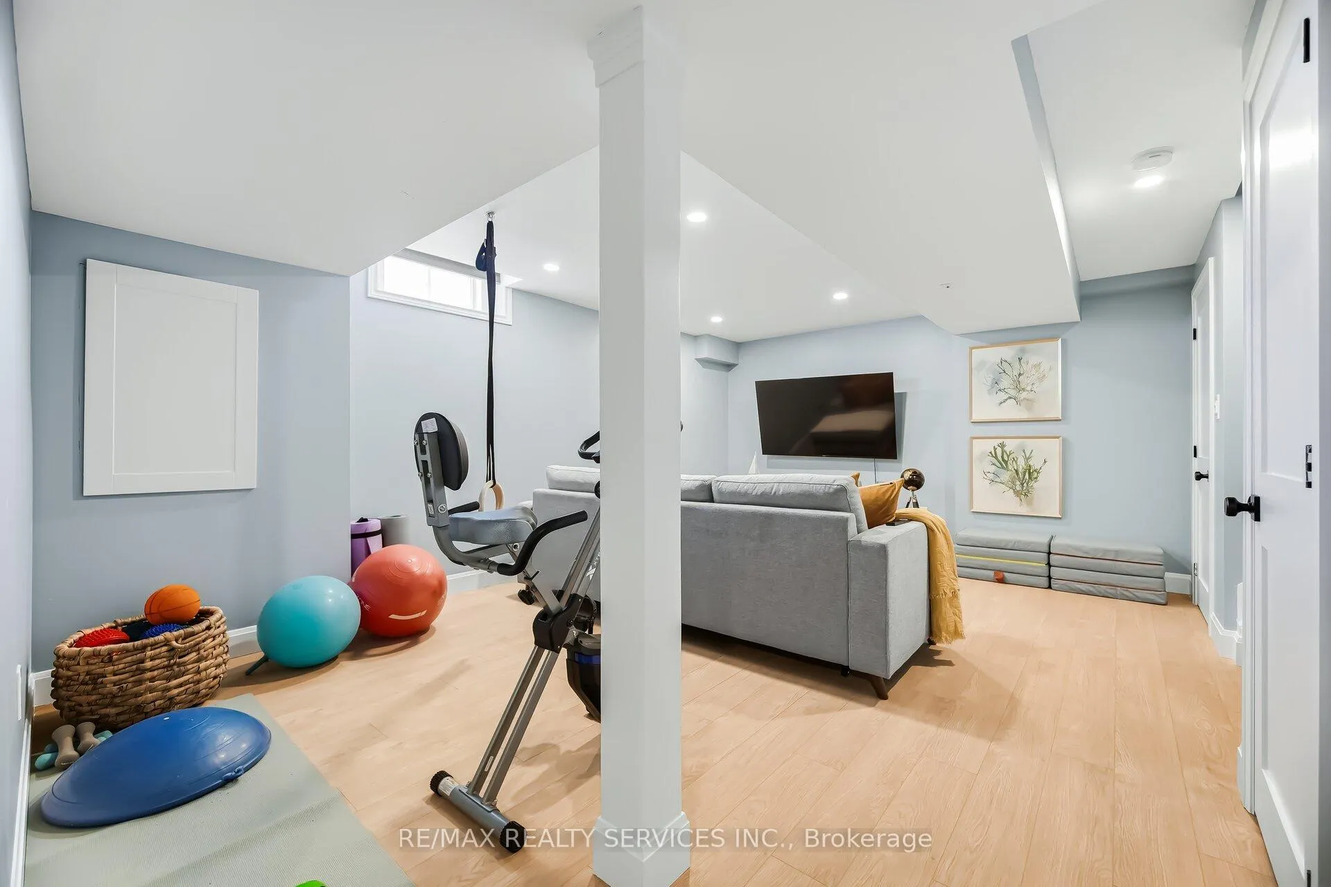 Photo 37 of 25 Gaydon Way, Brantford, Empire — HOMEH