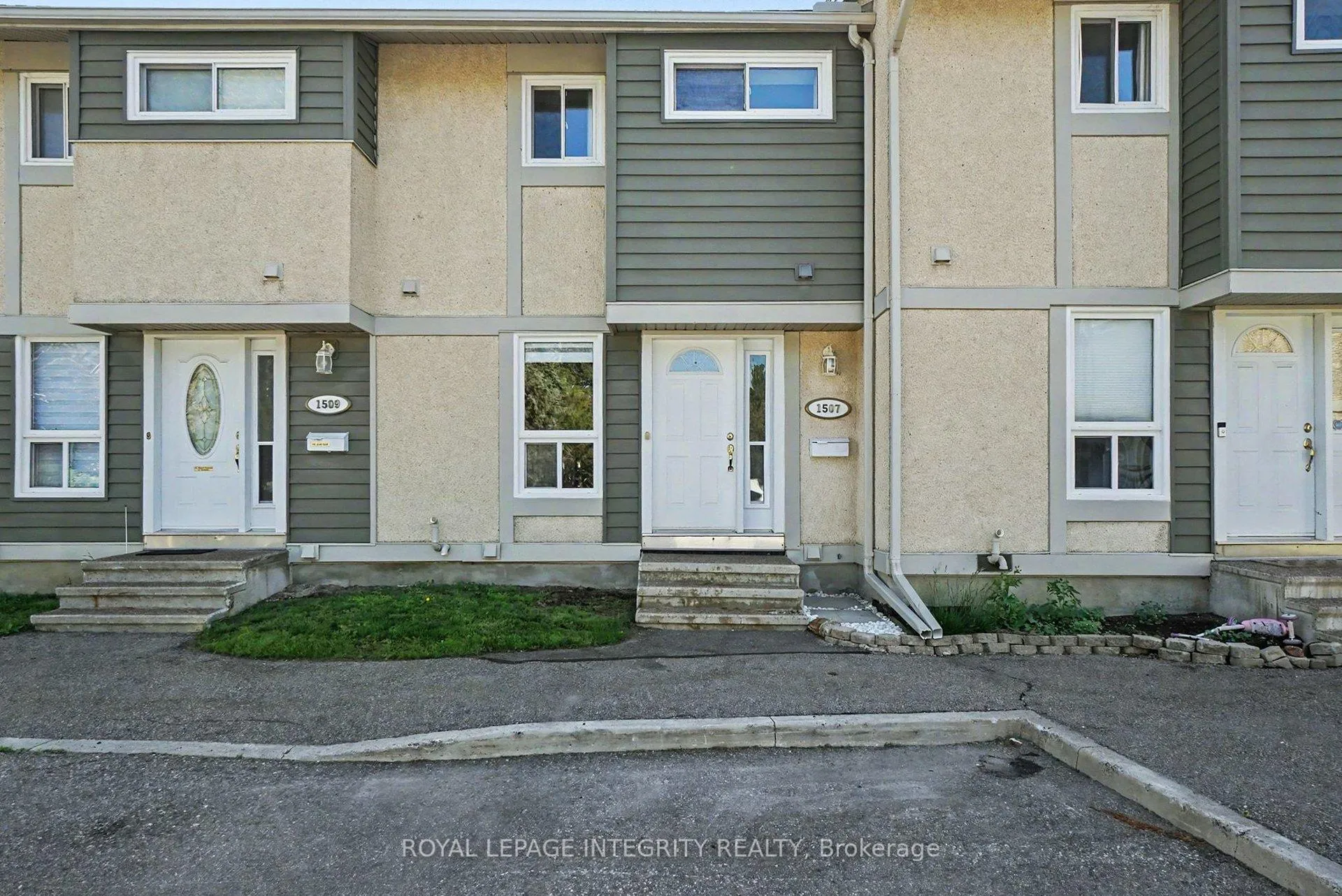 Front of Unit 2, 1507 Ballard Court
