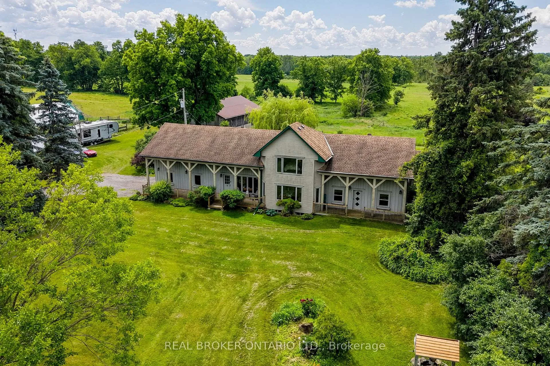 Photo 1 of 1032 Gore Road, Hamilton, Rural Flamborough — HOMEH