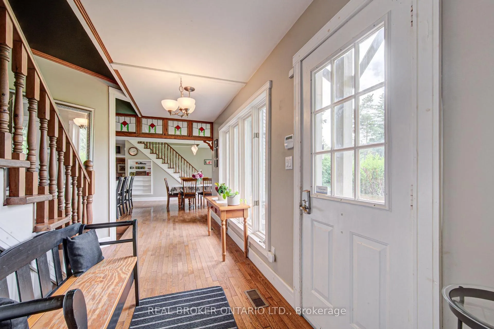 Photo 5 of 1032 Gore Road, Hamilton, Rural Flamborough — HOMEH