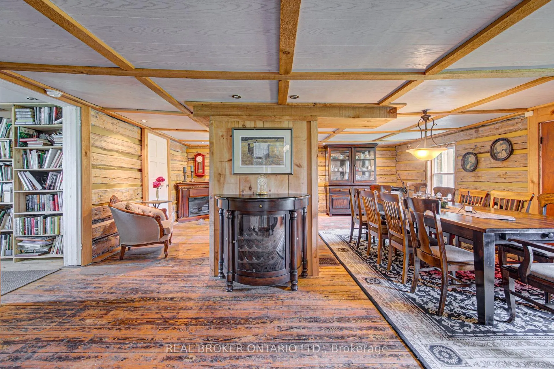 Photo 12 of 1032 Gore Road, Hamilton, Rural Flamborough — HOMEH
