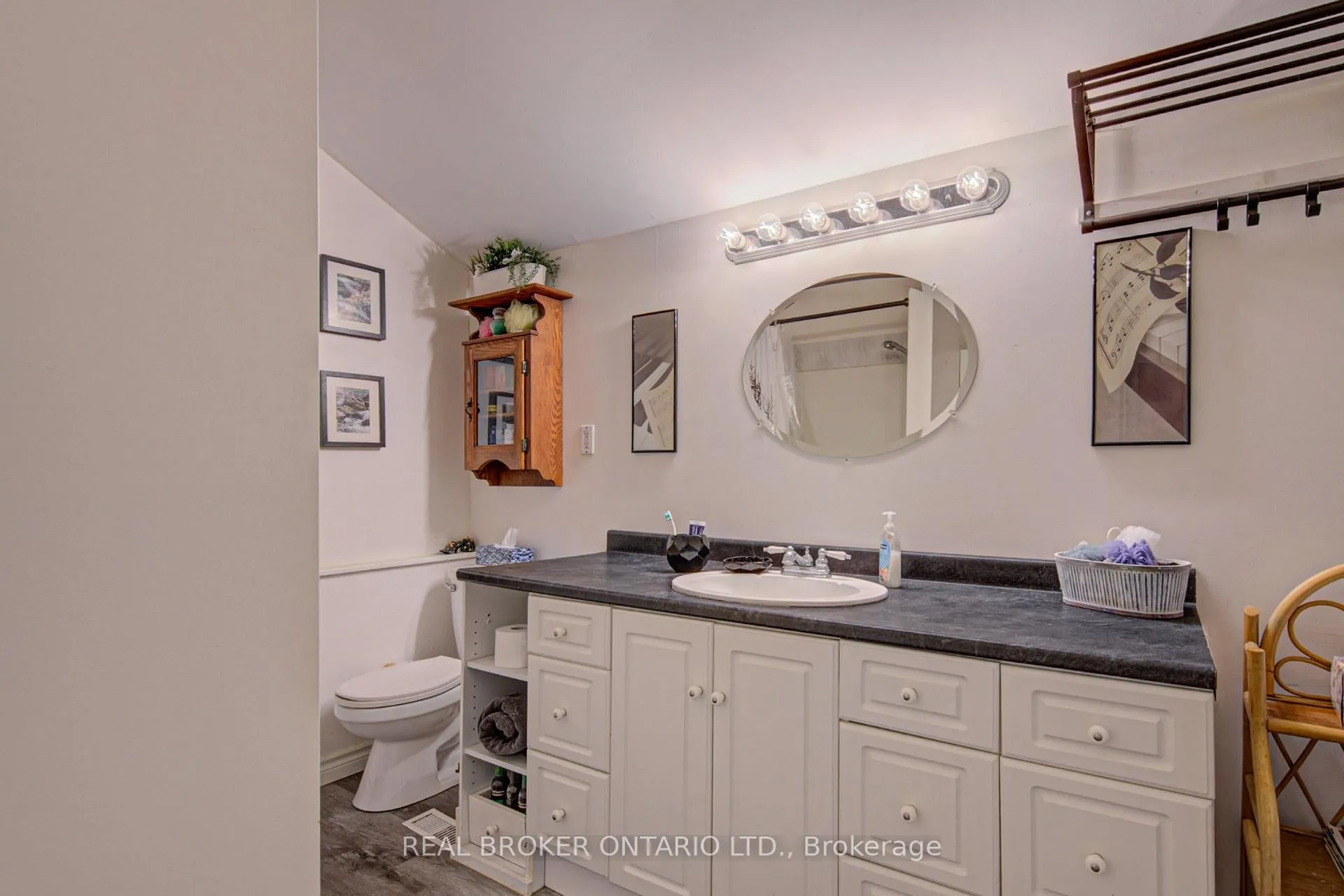 Photo 25 of 1032 Gore Road, Hamilton, Rural Flamborough — HOMEH