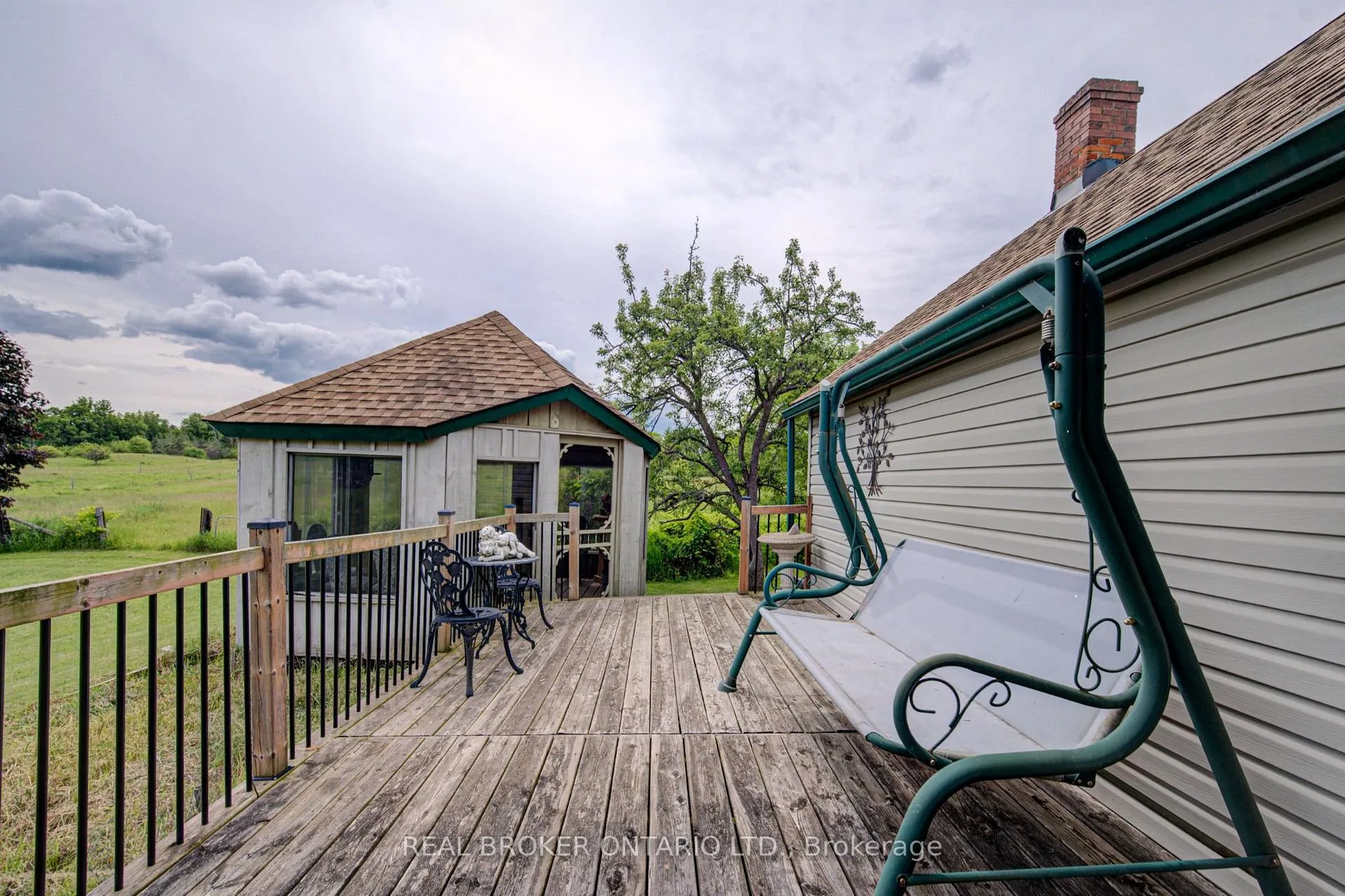 Photo 28 of 1032 Gore Road, Hamilton, Rural Flamborough — HOMEH