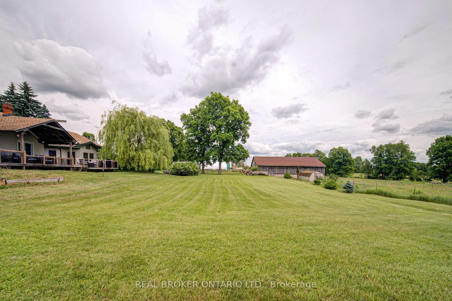 Photo 33 of 1032 Gore Road, Hamilton, Rural Flamborough — HOMEH
