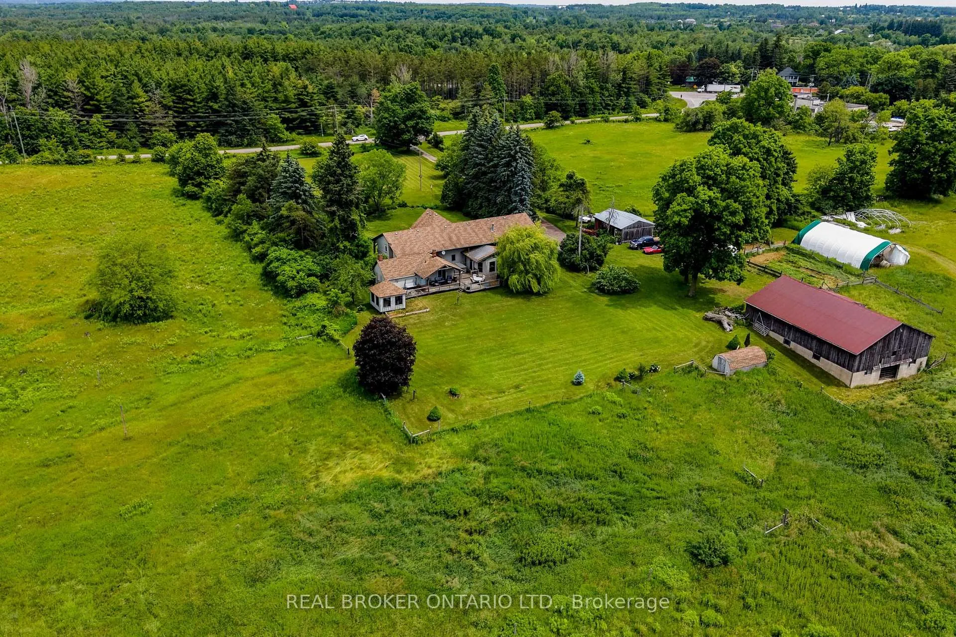 Photo 41 of 1032 Gore Road, Hamilton, Rural Flamborough — HOMEH