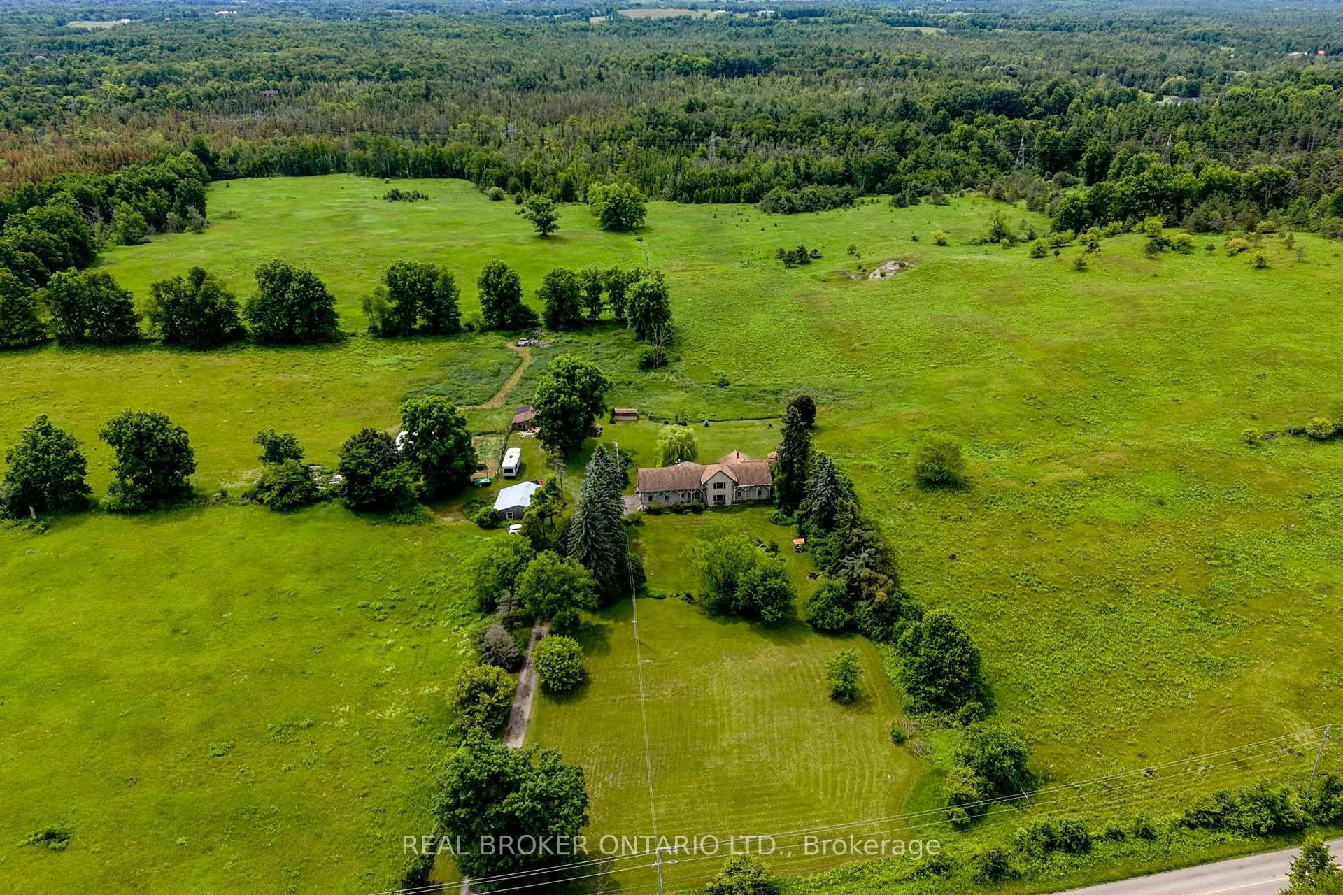 Photo 44 of 1032 Gore Road, Hamilton, Rural Flamborough — HOMEH