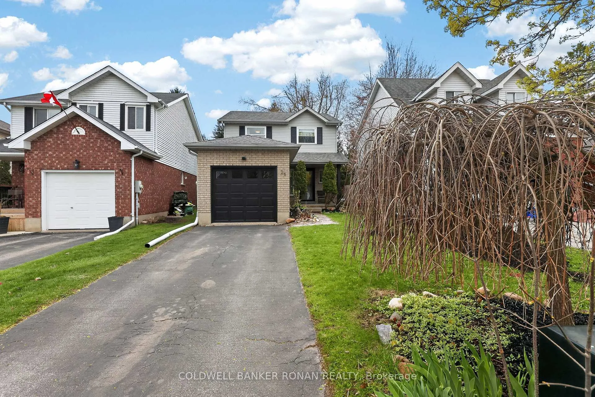 Photo 2 of 26 Pheasant Court, Orangeville — HOMEH