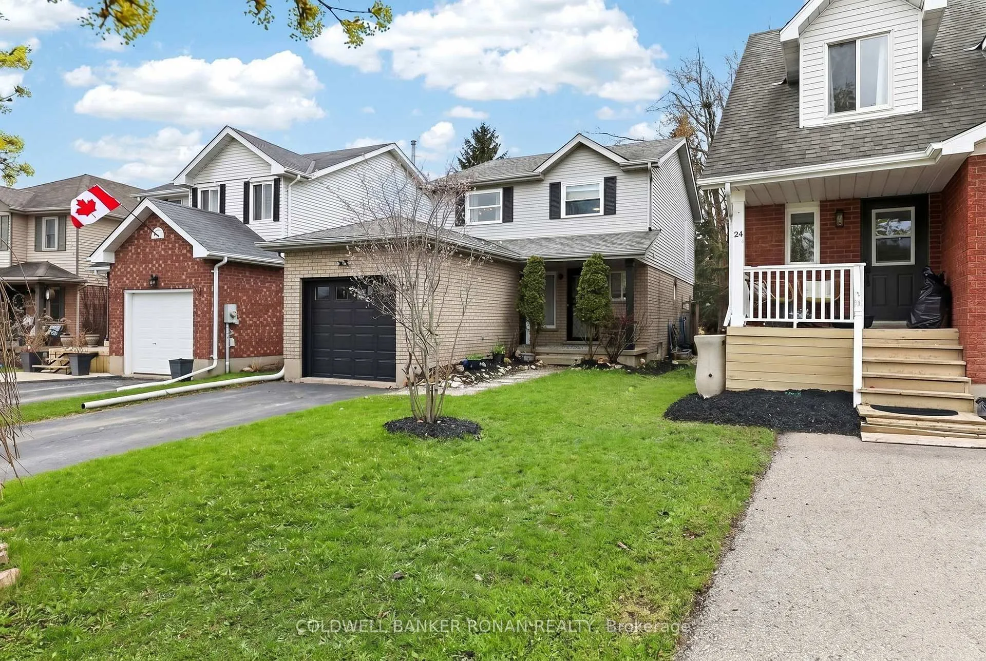 Photo 6 of 26 Pheasant Court, Orangeville — HOMEH