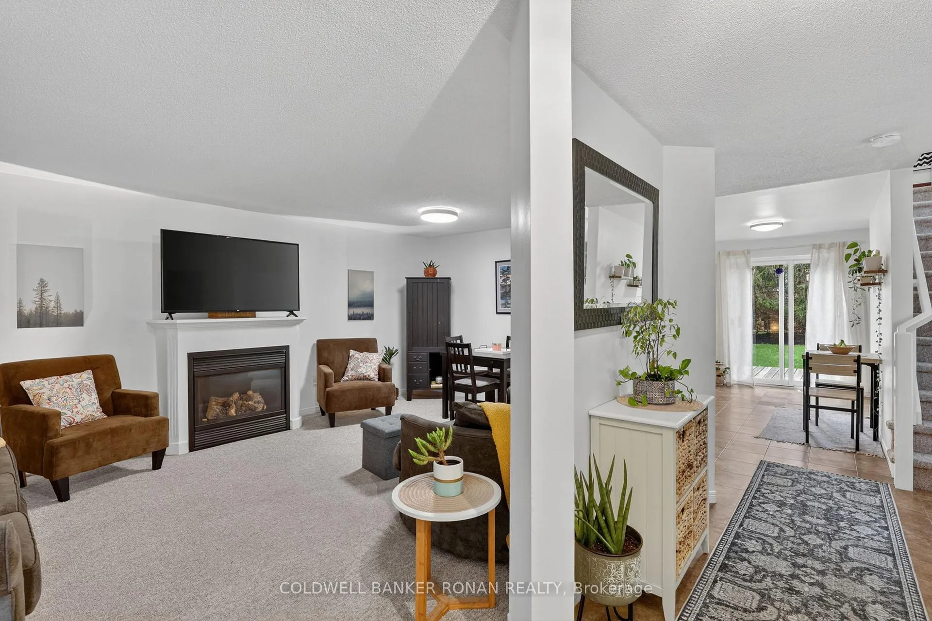 Photo 10 of 26 Pheasant Court, Orangeville — HOMEH