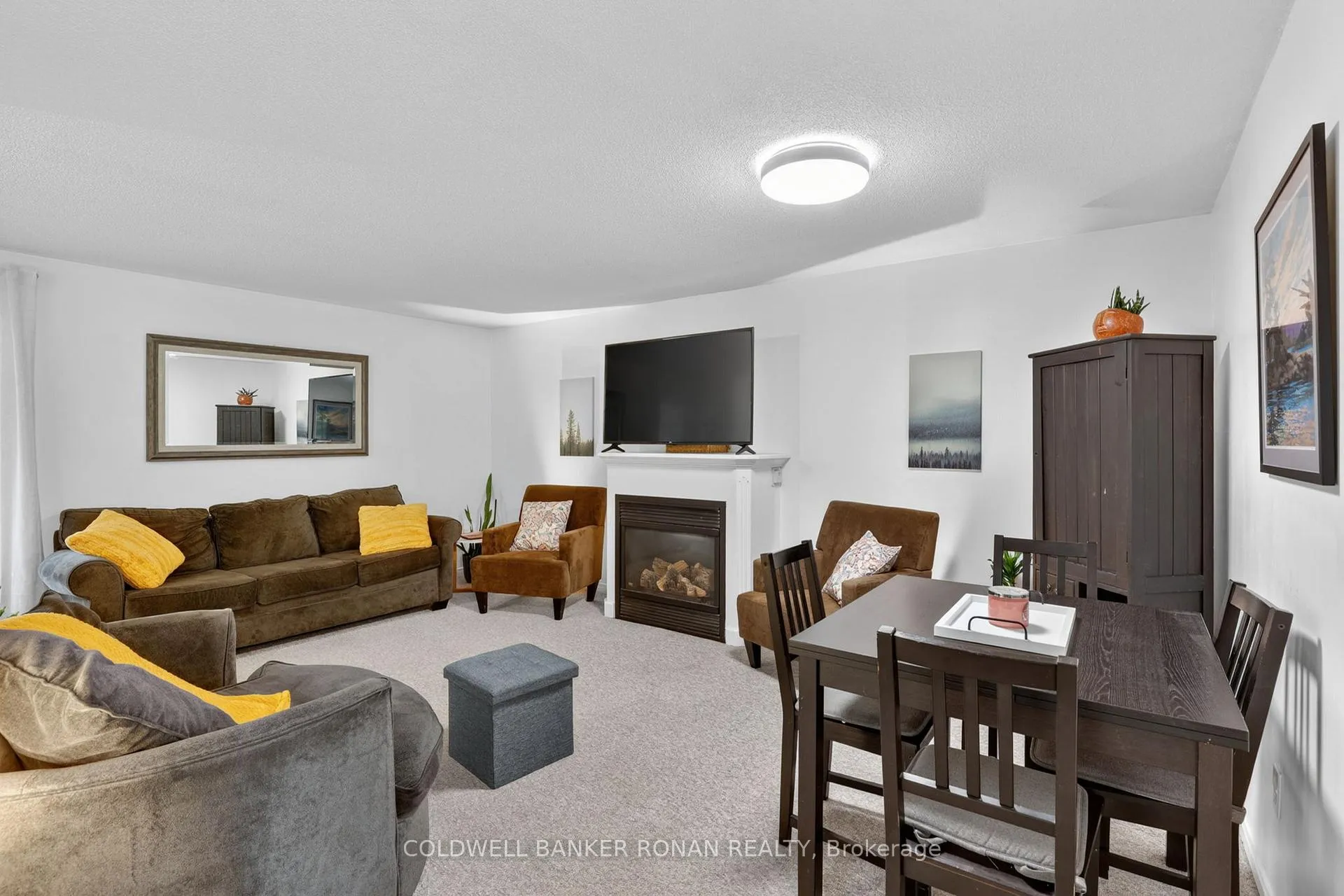 Photo 13 of 26 Pheasant Court, Orangeville — HOMEH