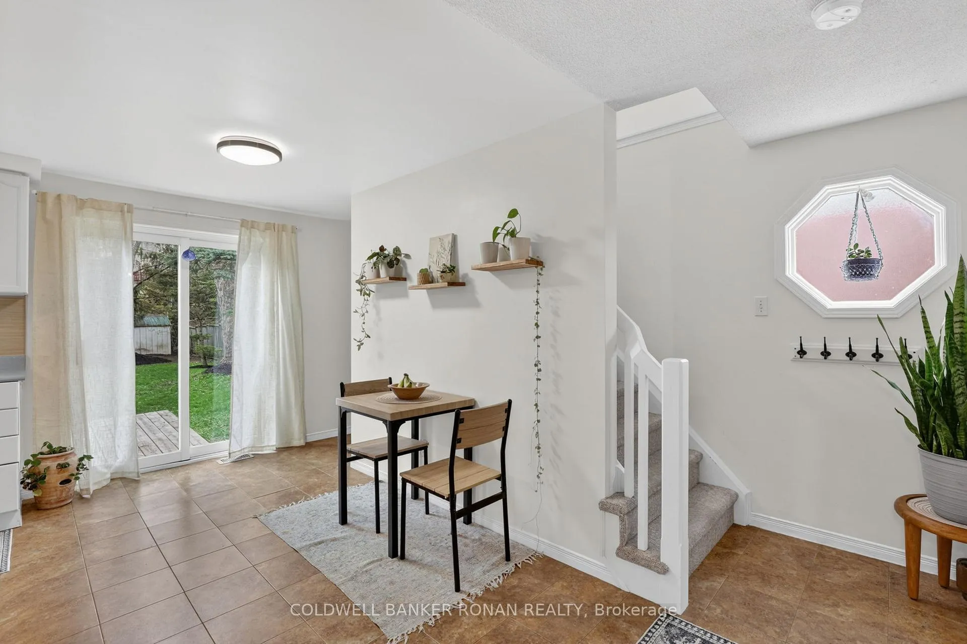 Photo 14 of 26 Pheasant Court, Orangeville — HOMEH