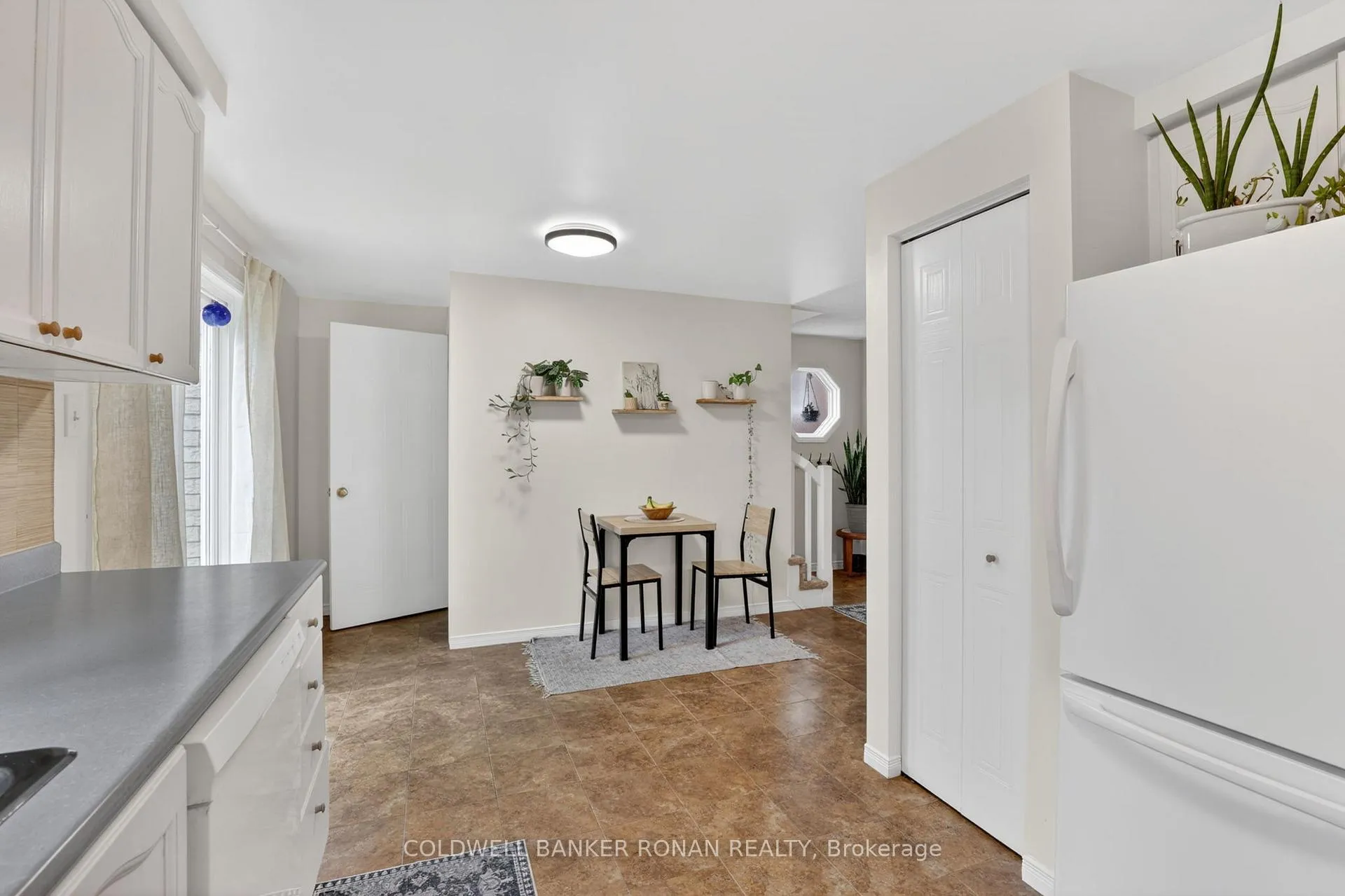 Photo 18 of 26 Pheasant Court, Orangeville — HOMEH