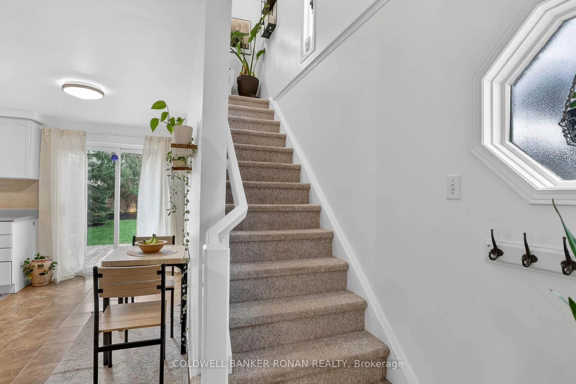 Photo 20 of 26 Pheasant Court, Orangeville — HOMEH
