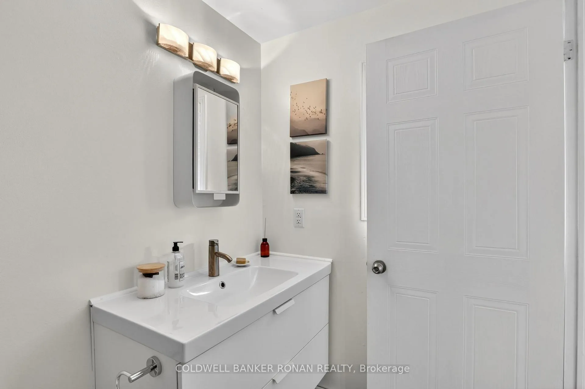 Photo 24 of 26 Pheasant Court, Orangeville — HOMEH