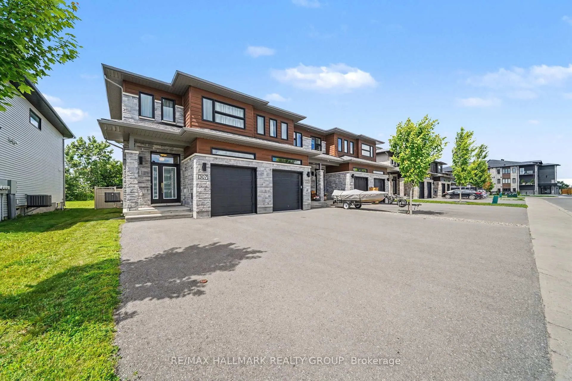 Photo 4 of 307 Belfort Street, Russell, Embrun — HOMEH