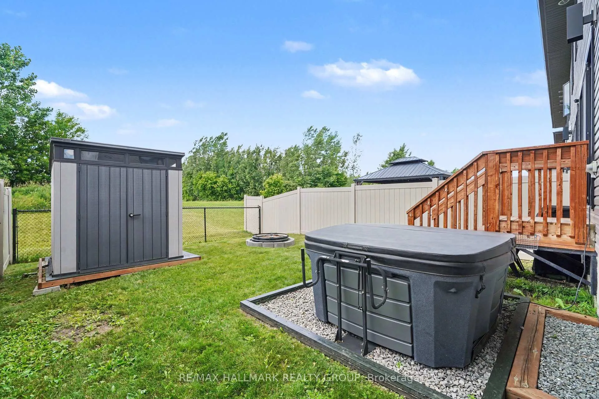 Photo 30 of 307 Belfort Street, Russell, Embrun — HOMEH