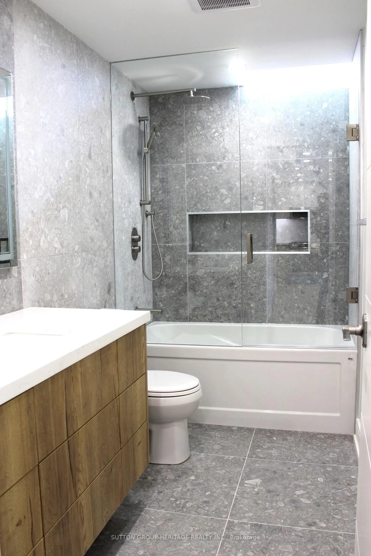 Photo 10 of Unit Lower, 2524 Orchestrate Drive, Oshawa, Windfields — HOMEH