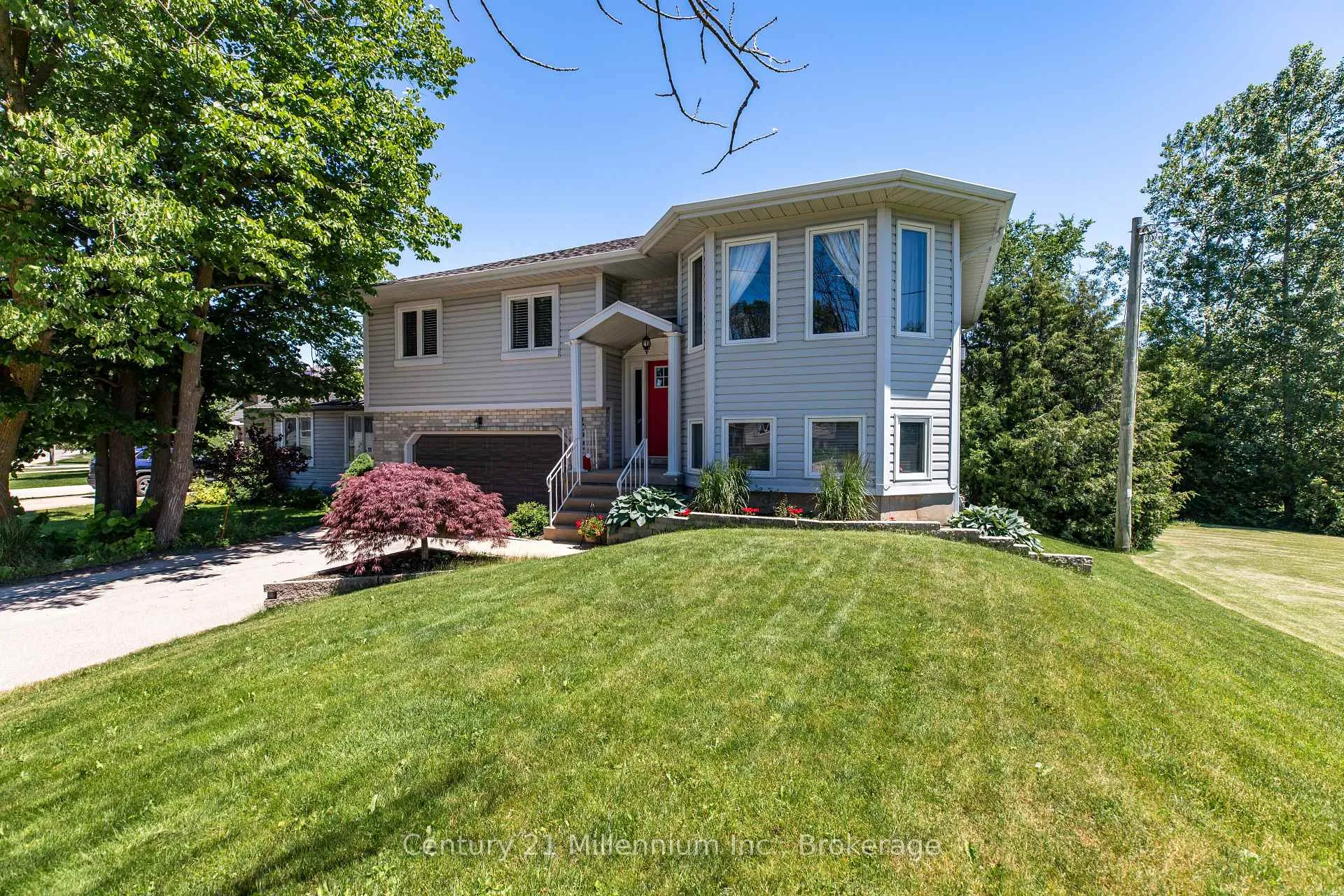 Photo 2 of 2625 9th Avenue E, Owen Sound — HOMEH