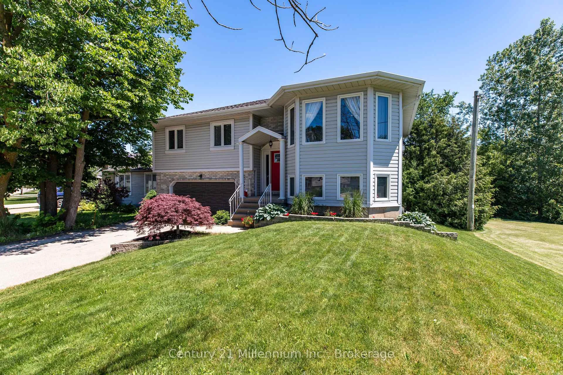 Photo 3 of 2625 9th Avenue E, Owen Sound — HOMEH