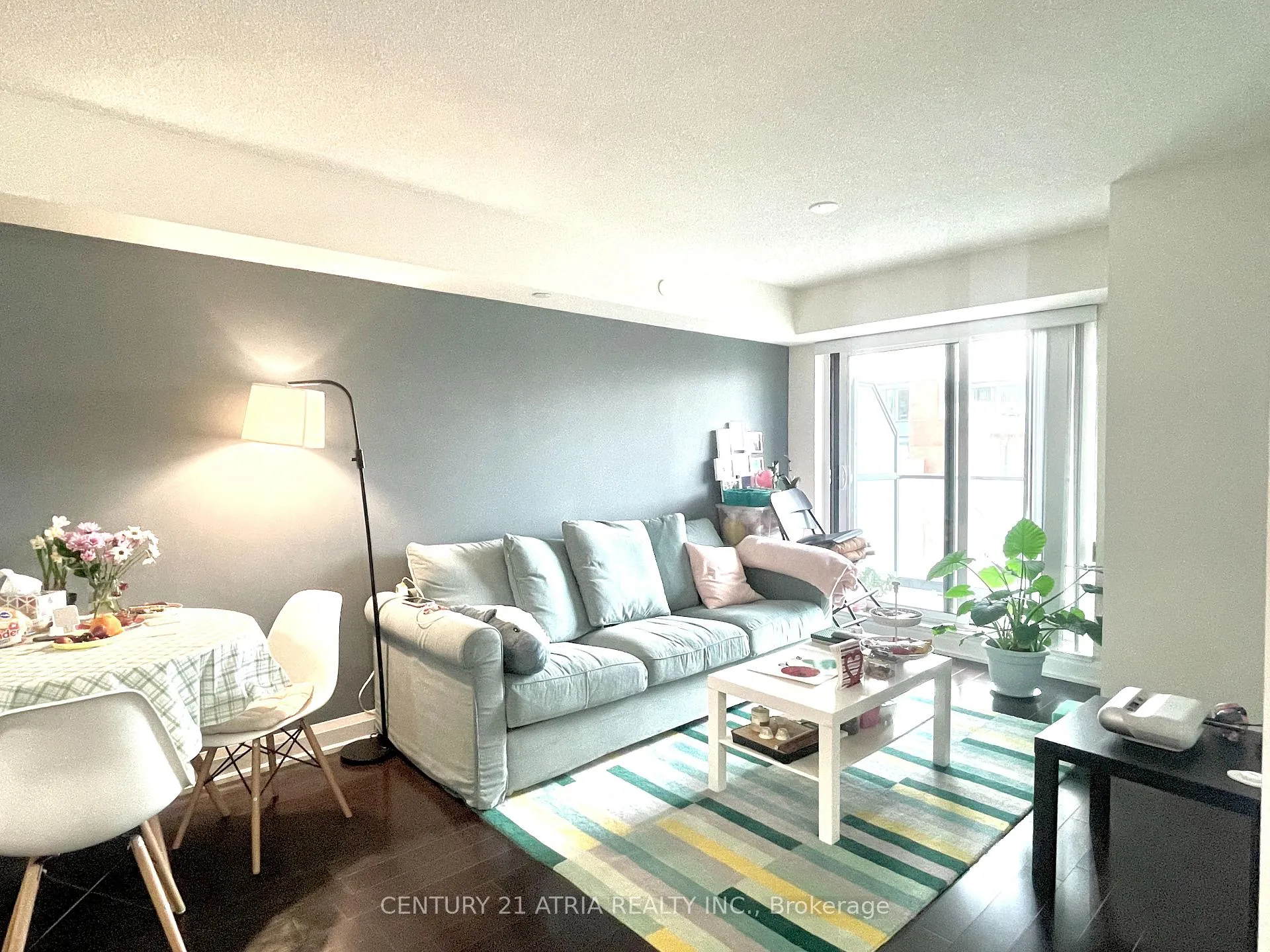 Photo 9 of Unit 806, 1 Uptown Drive, Markham, Unionville — HOMEH