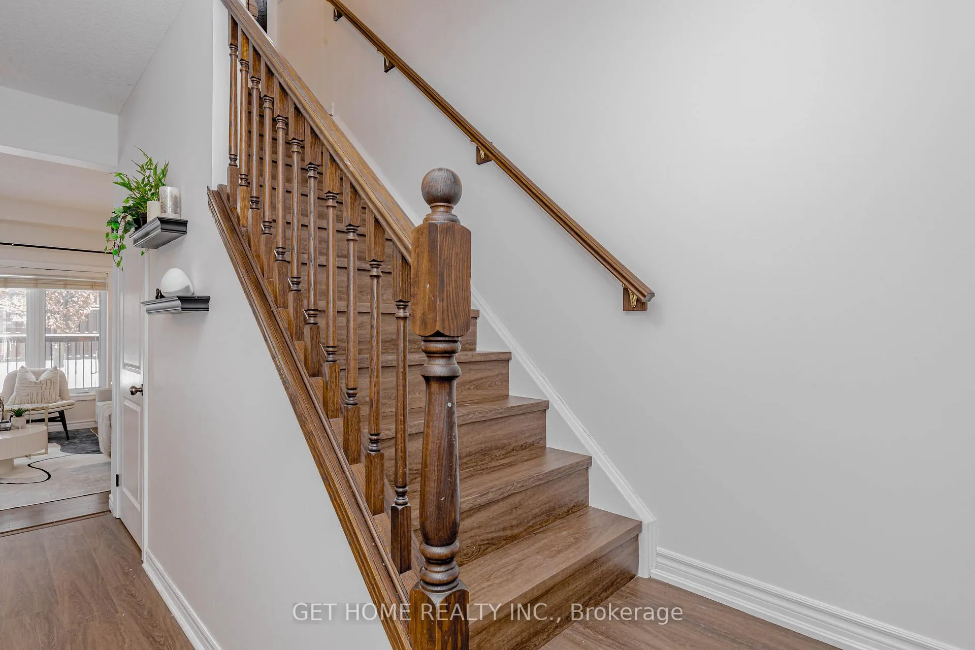 Photo 24 of 1243 Old Zeller Drive, Kitchener, Grand River South — HOMEH