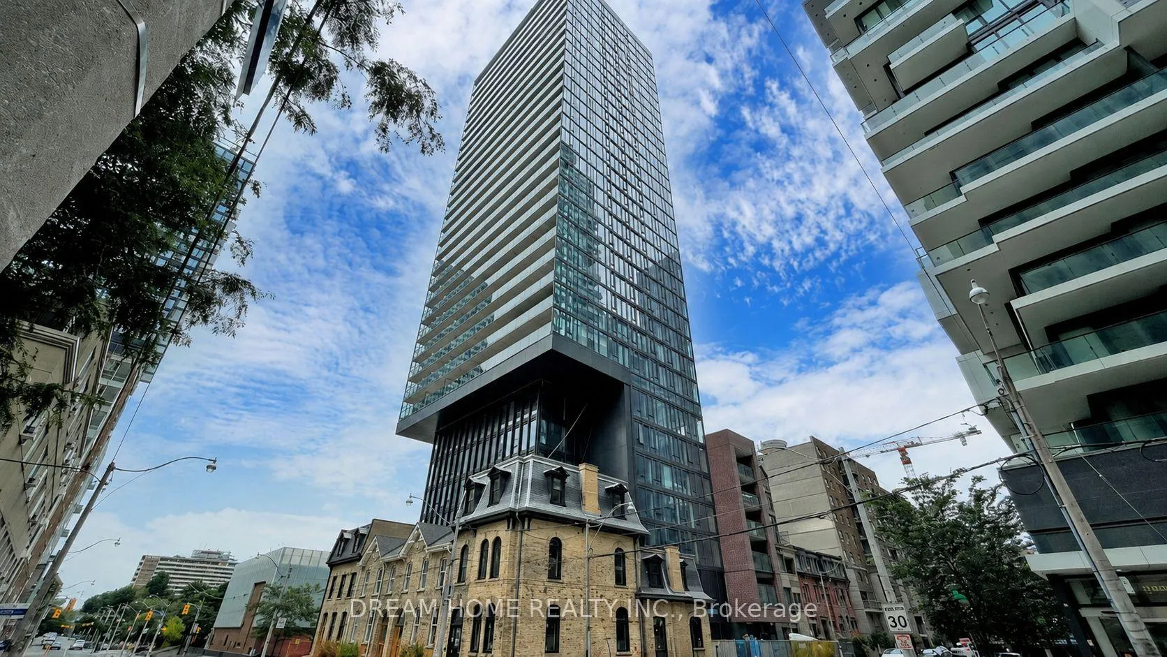 Front of Unit 2808, 47 Mutual Street