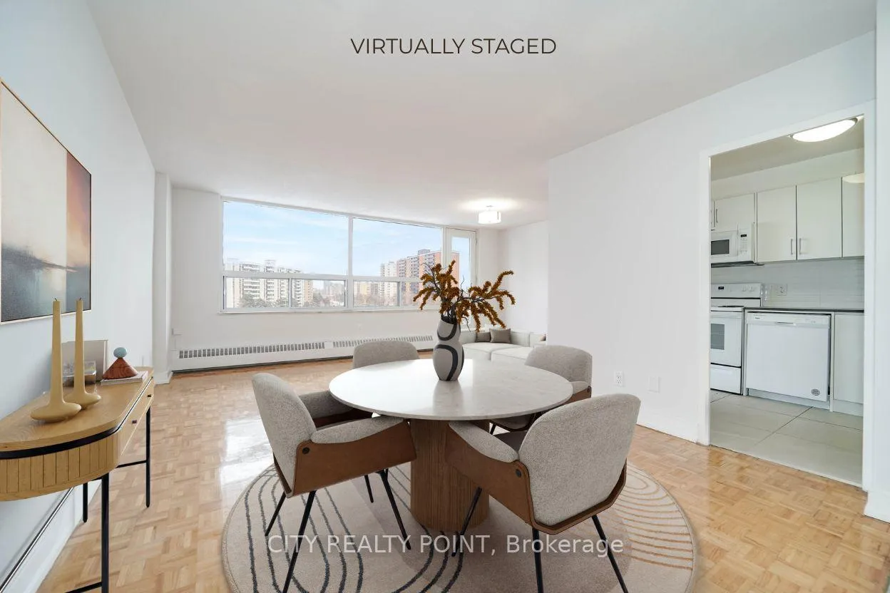 Front of Unit 310, 6200 Bathurst Street