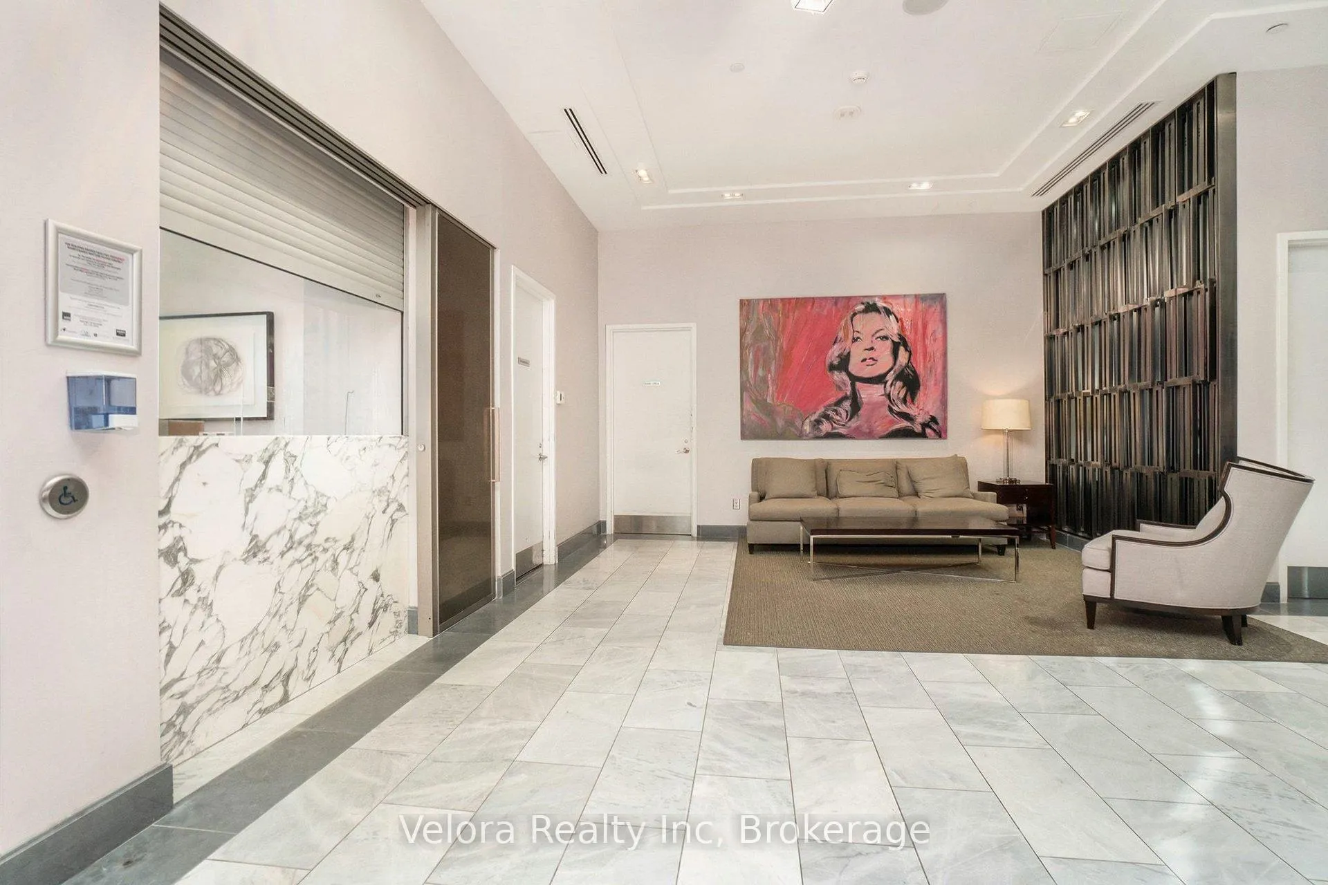 Photo 6 of Unit 1012, 300 Lisgar Street, Ottawa, Ottawa Centre — HOMEH