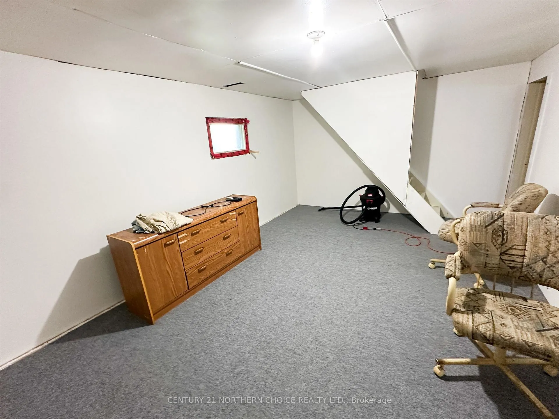 Photo 11 of 245 Hammell Road, Red Lake — HOMEH
