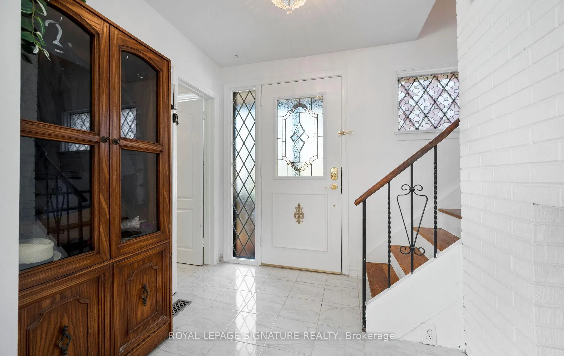 Photo 7 of 60 Hinton Road, Etobicoke, Rexdale-Kipling — HOMEH