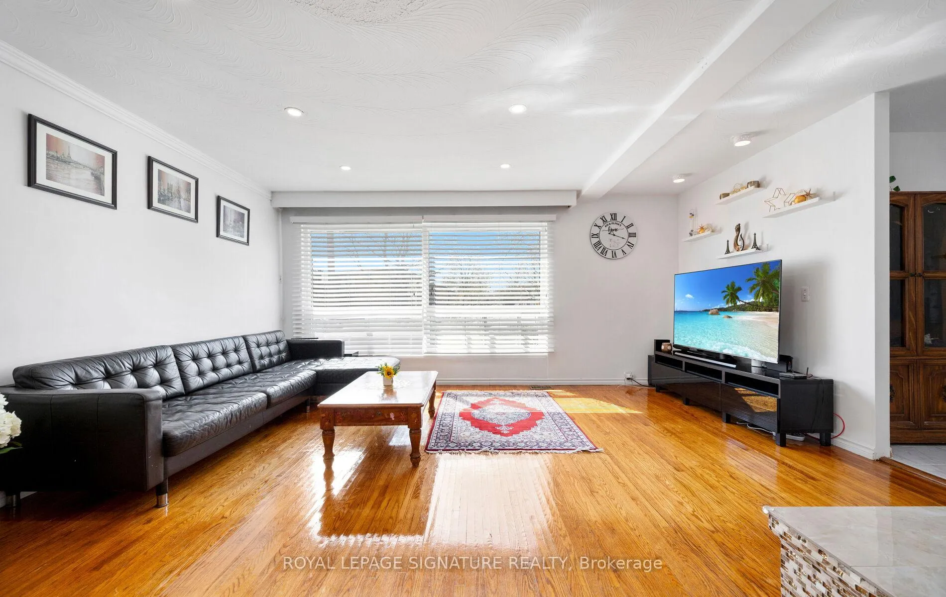 Photo 10 of 60 Hinton Road, Etobicoke, Rexdale-Kipling — HOMEH