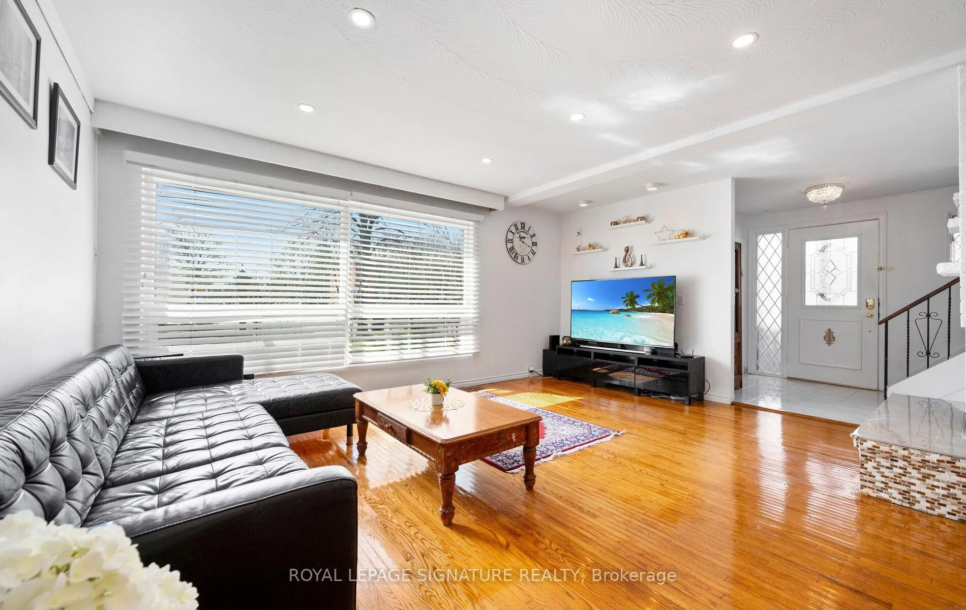 Photo 11 of 60 Hinton Road, Etobicoke, Rexdale-Kipling — HOMEH
