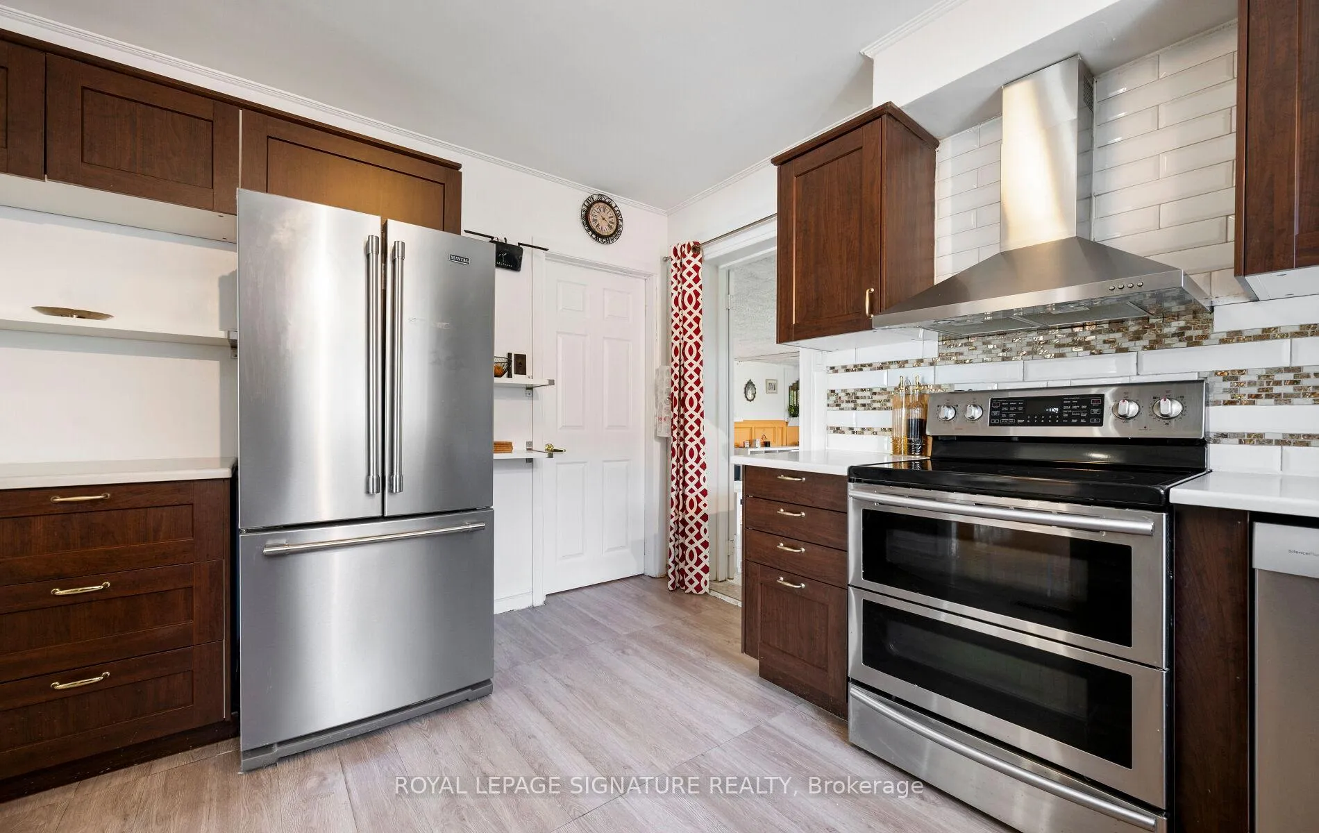 Photo 18 of 60 Hinton Road, Etobicoke, Rexdale-Kipling — HOMEH