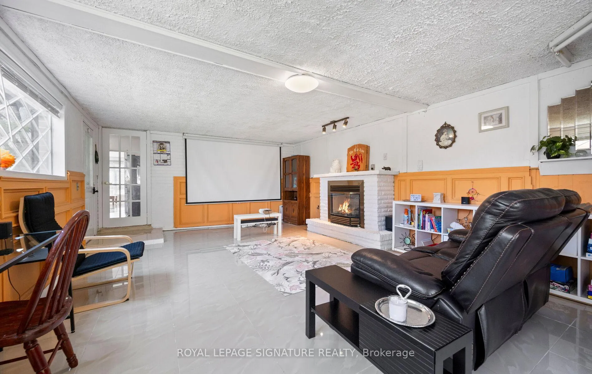 Photo 21 of 60 Hinton Road, Etobicoke, Rexdale-Kipling — HOMEH