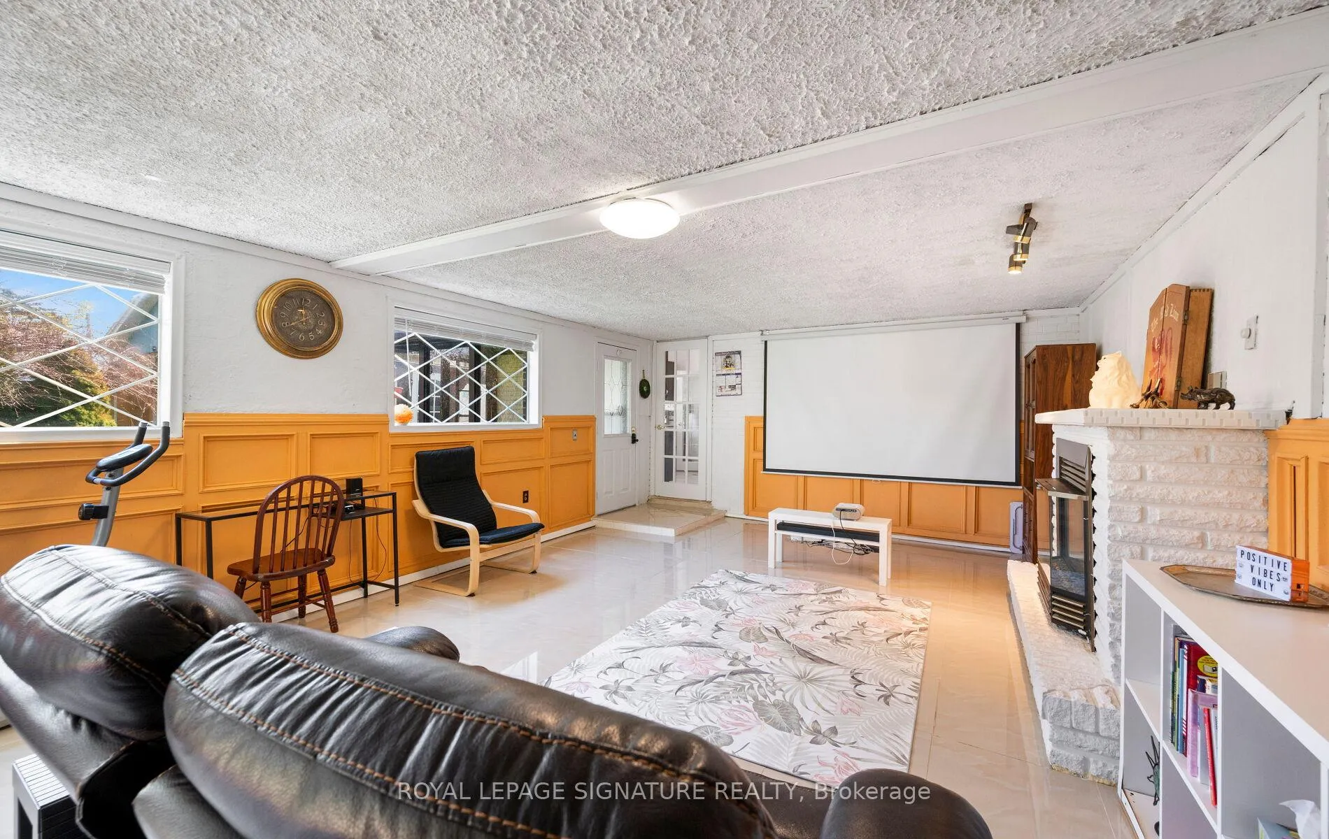 Photo 24 of 60 Hinton Road, Etobicoke, Rexdale-Kipling — HOMEH