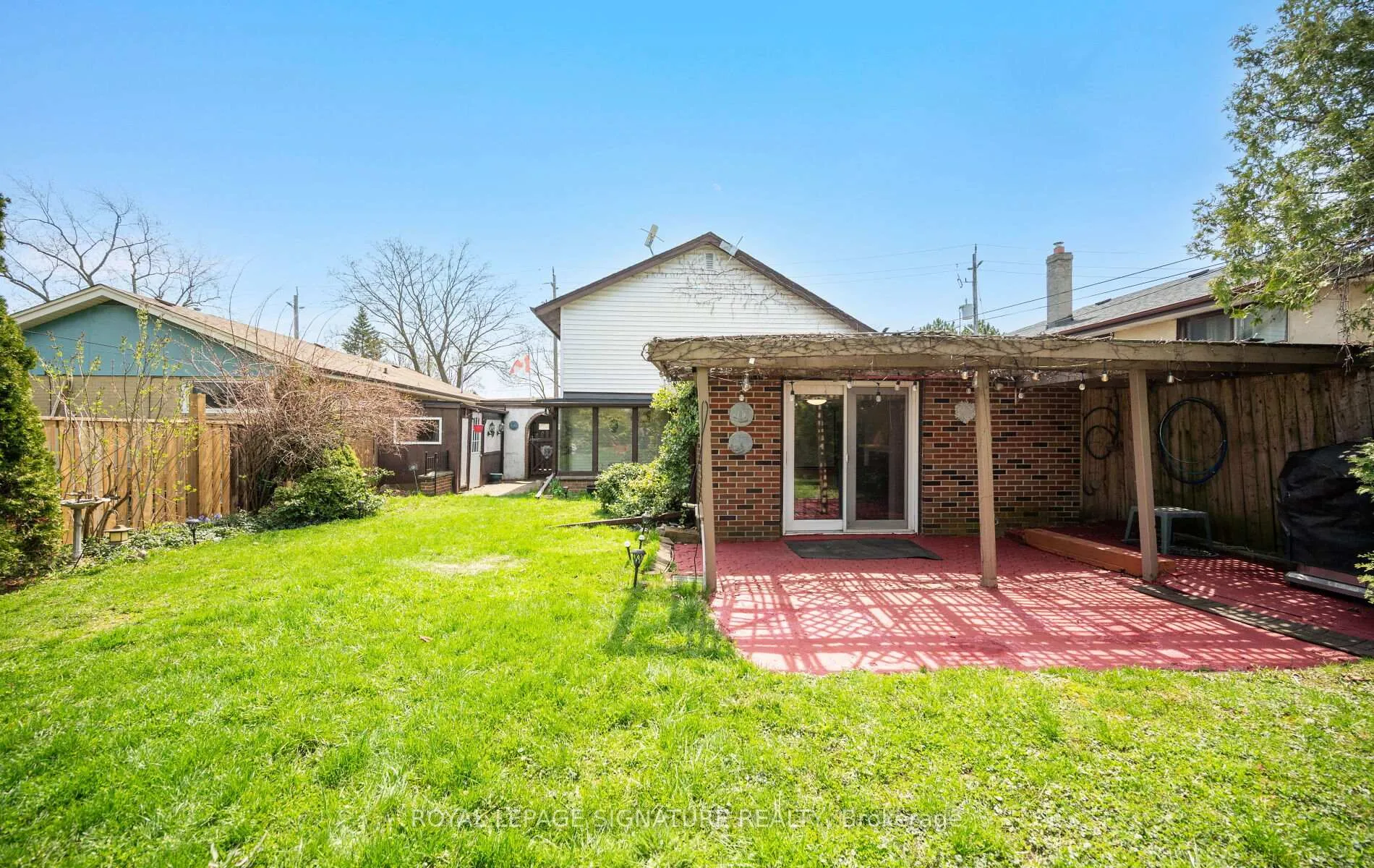Photo 44 of 60 Hinton Road, Etobicoke, Rexdale-Kipling — HOMEH