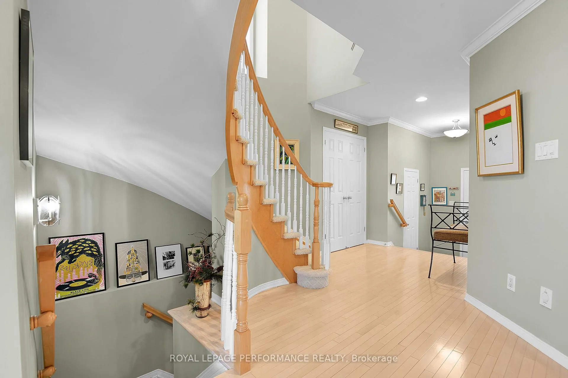 Photo 7 of 2104 Liska Street, Ottawa, Avalon East — HOMEH