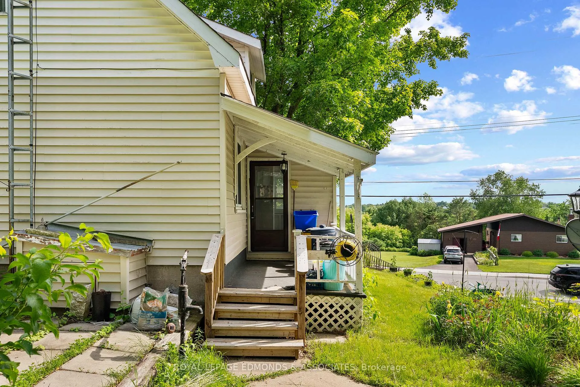 Photo 9 of 138 Bonnechere Street E, Bonnechere Valley, Eganville/Bonnechere Twp — HOMEH