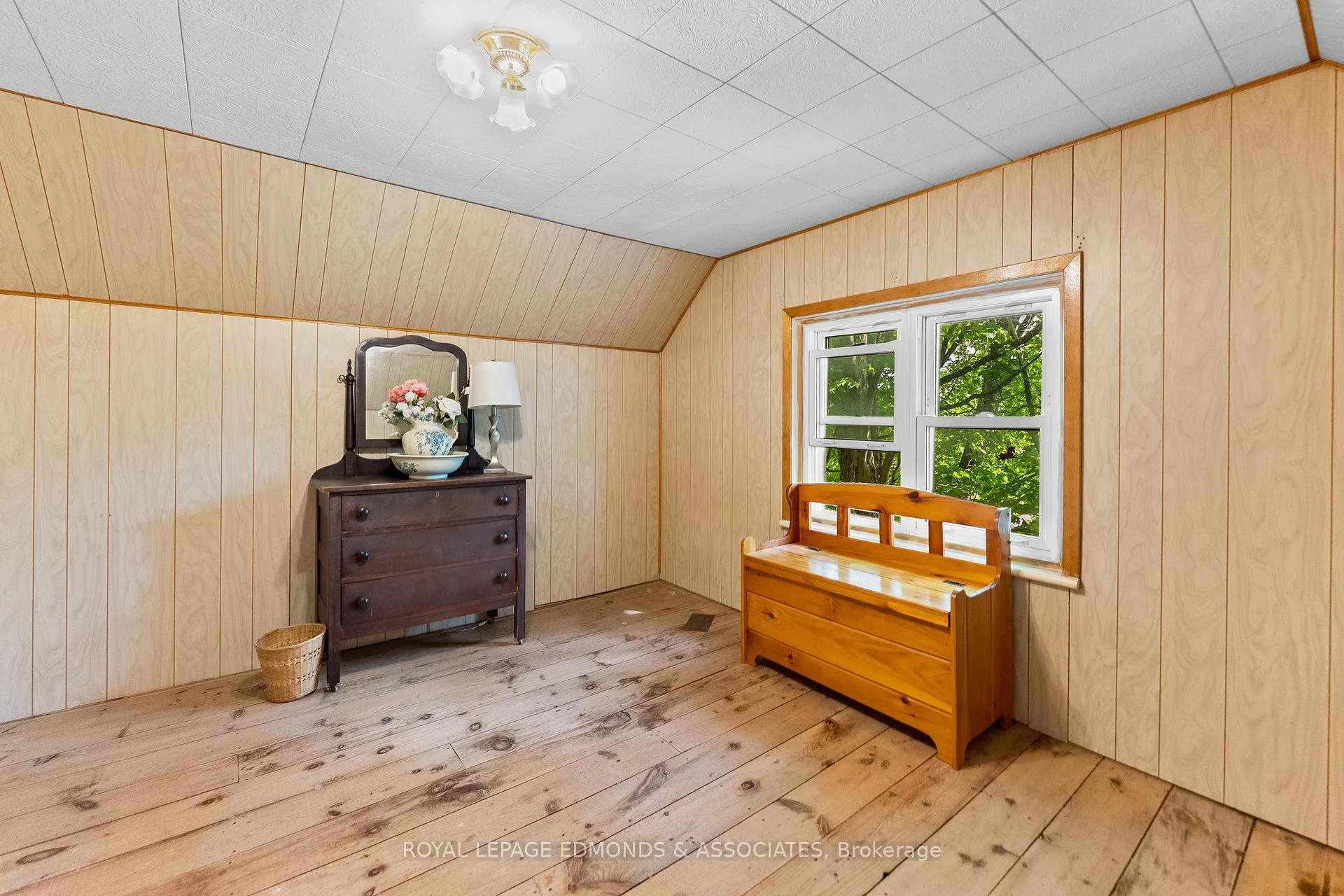 Photo 21 of 138 Bonnechere Street E, Bonnechere Valley, Eganville/Bonnechere Twp — HOMEH