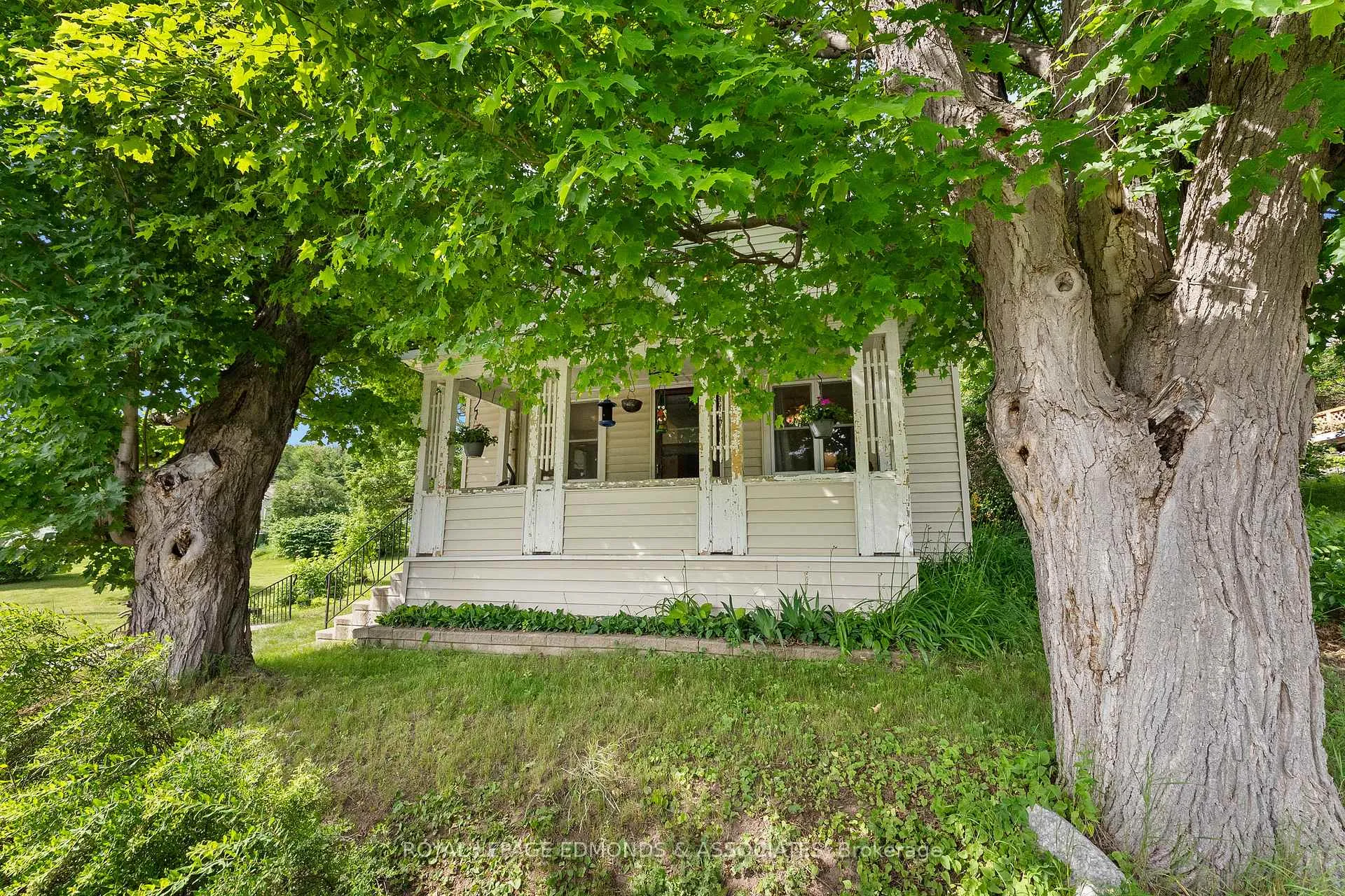 Photo 33 of 138 Bonnechere Street E, Bonnechere Valley, Eganville/Bonnechere Twp — HOMEH