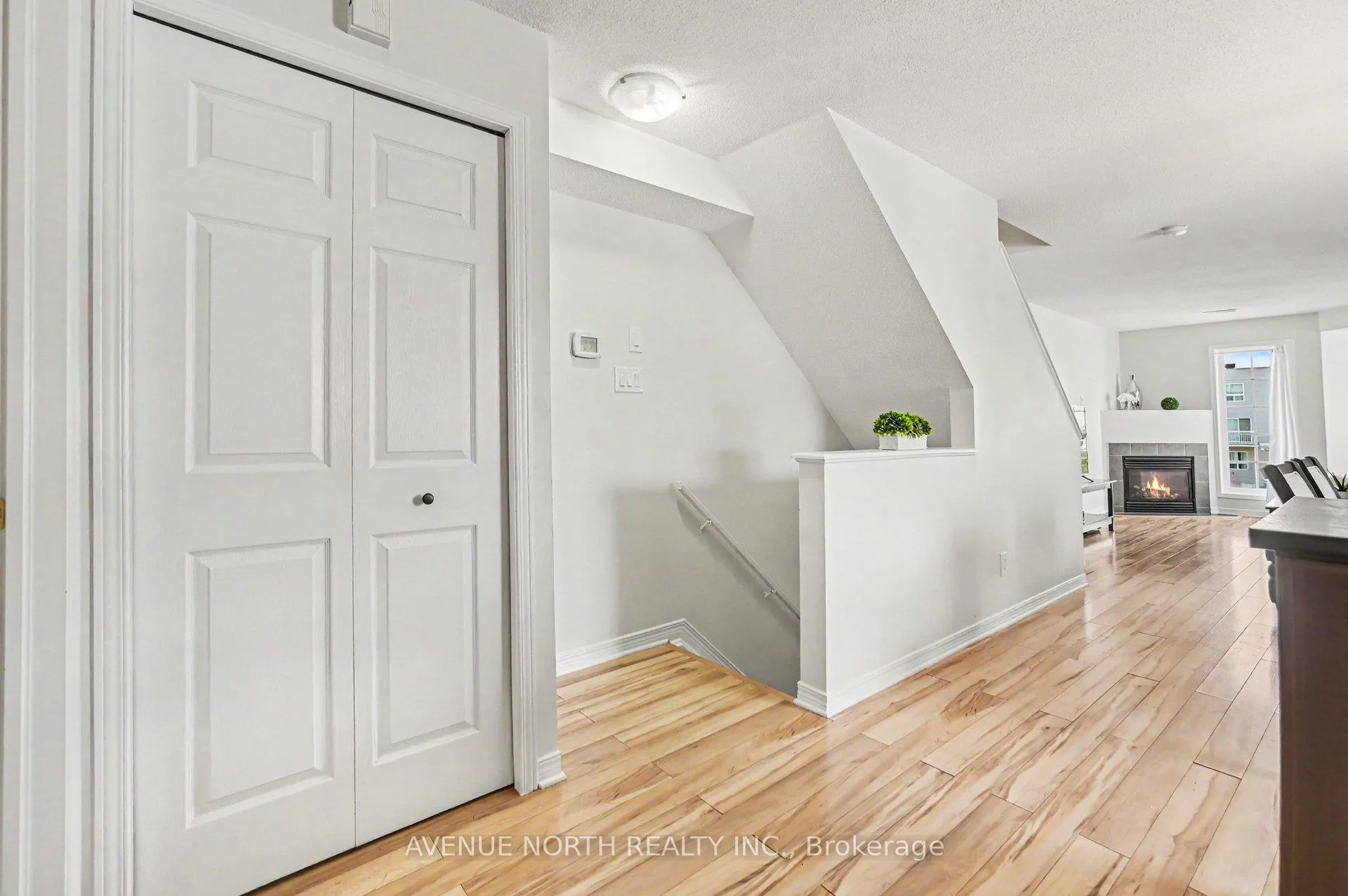 Photo 2 of Unit 88, 130 Berrigan Drive, Ottawa, Barrhaven - Longfields — HOMEH