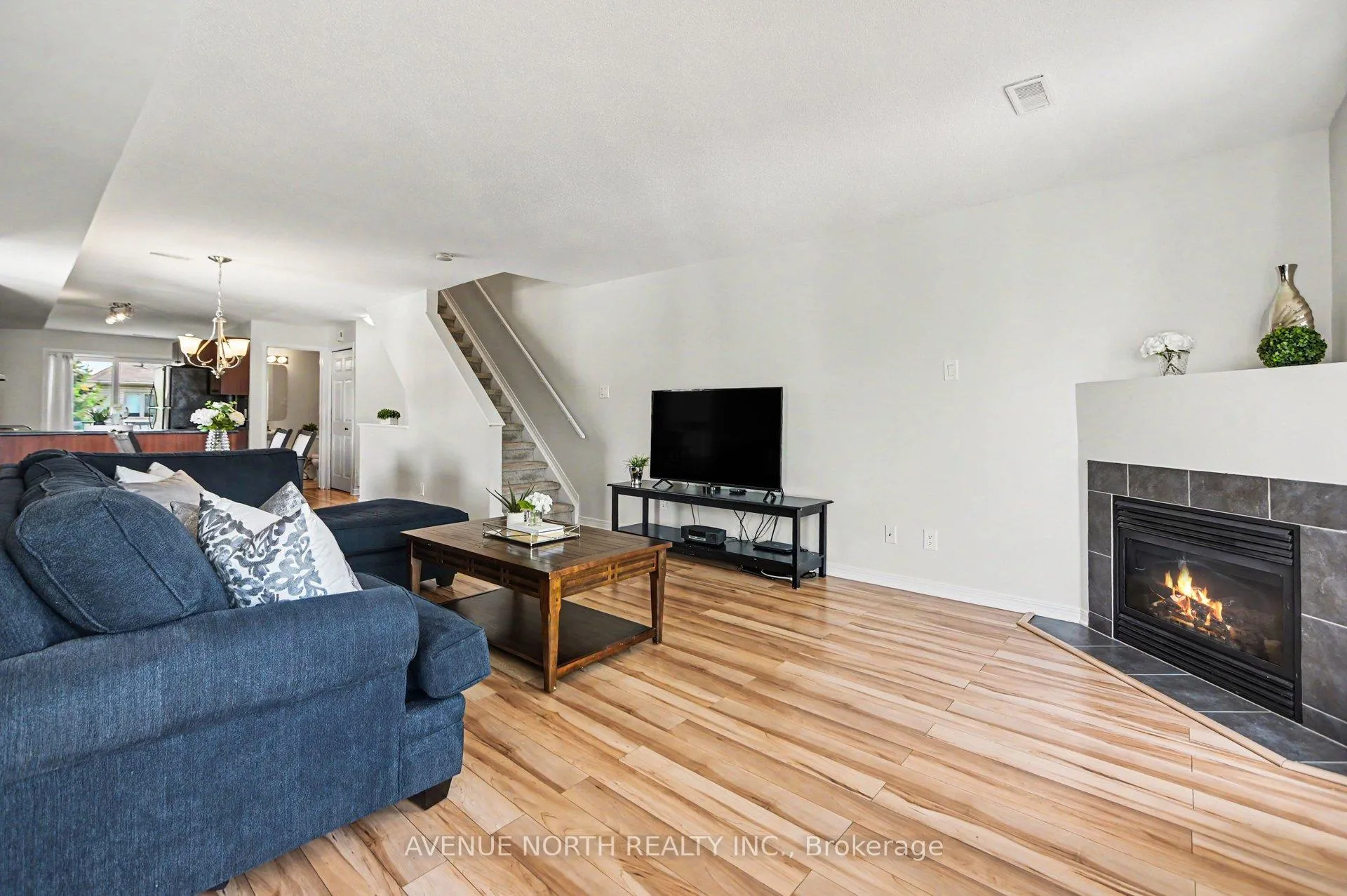 Photo 4 of Unit 88, 130 Berrigan Drive, Ottawa, Barrhaven - Longfields — HOMEH