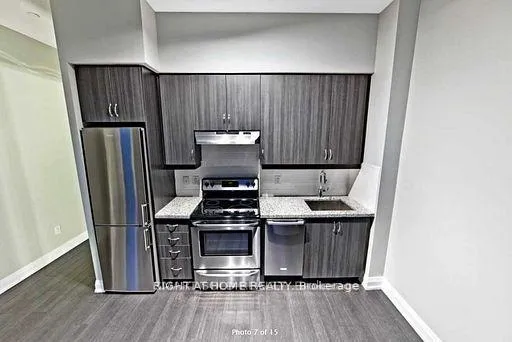 Photo 10 of Unit 813, 8763 Bayview Avenue, Richmond Hill, Doncrest — HOMEH