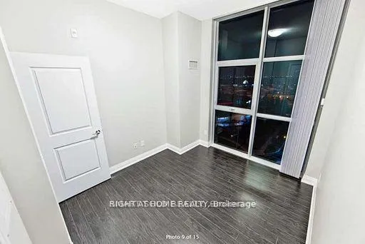 Photo 13 of Unit 813, 8763 Bayview Avenue, Richmond Hill, Doncrest — HOMEH