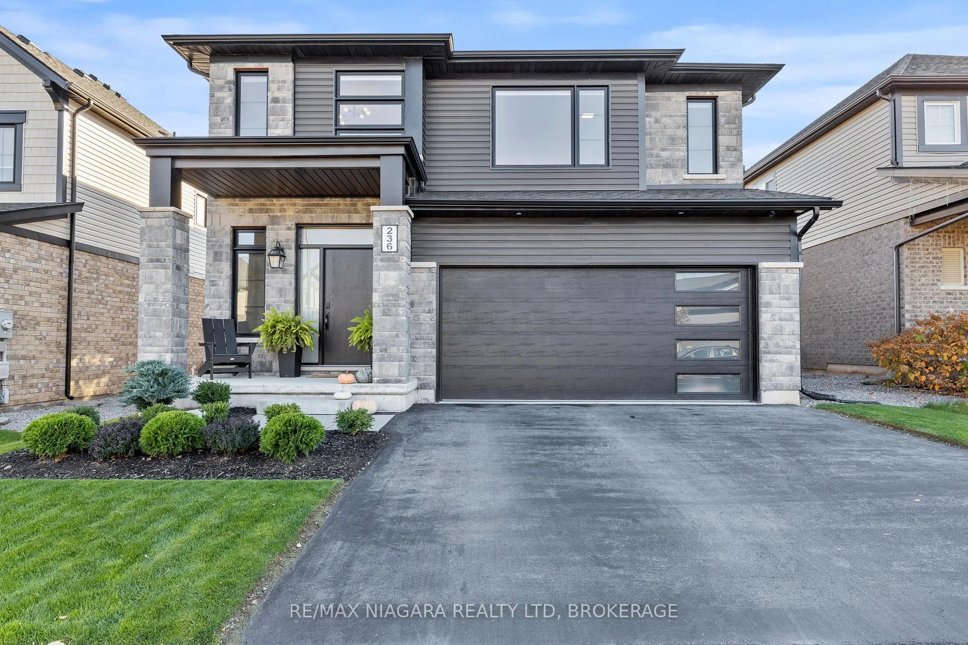 Photo 4 of 236 Walker Road, Pelham, Fonthill — HOMEH