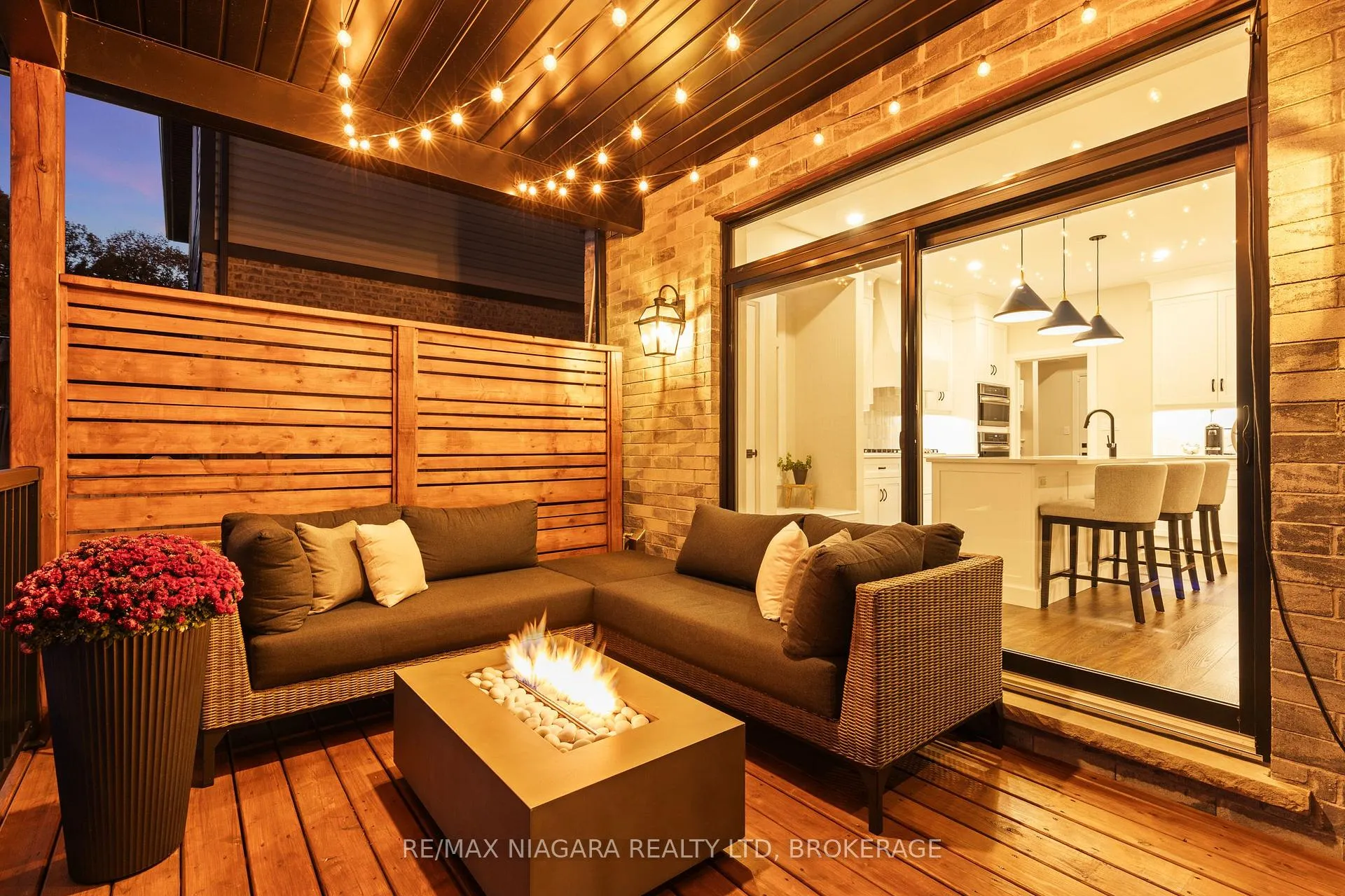Photo 5 of 236 Walker Road, Pelham, Fonthill — HOMEH