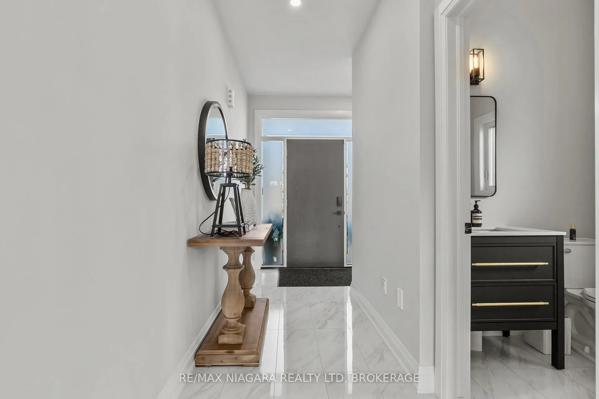 Photo 7 of 236 Walker Road, Pelham, Fonthill — HOMEH