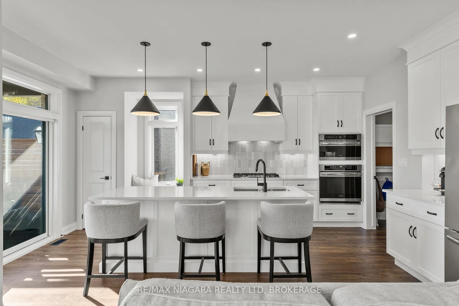 Photo 8 of 236 Walker Road, Pelham, Fonthill — HOMEH